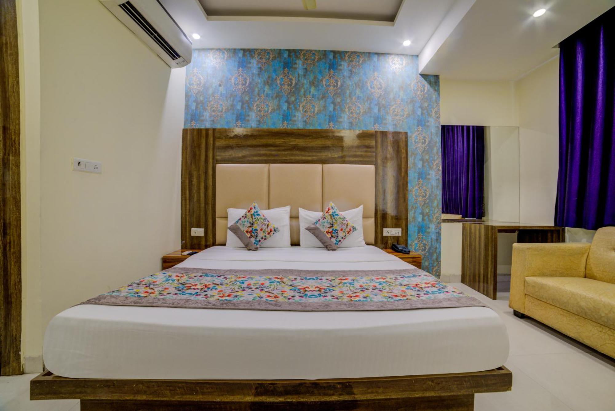 Hotel Smart Plaza By Smart Group Hotel New Delhi