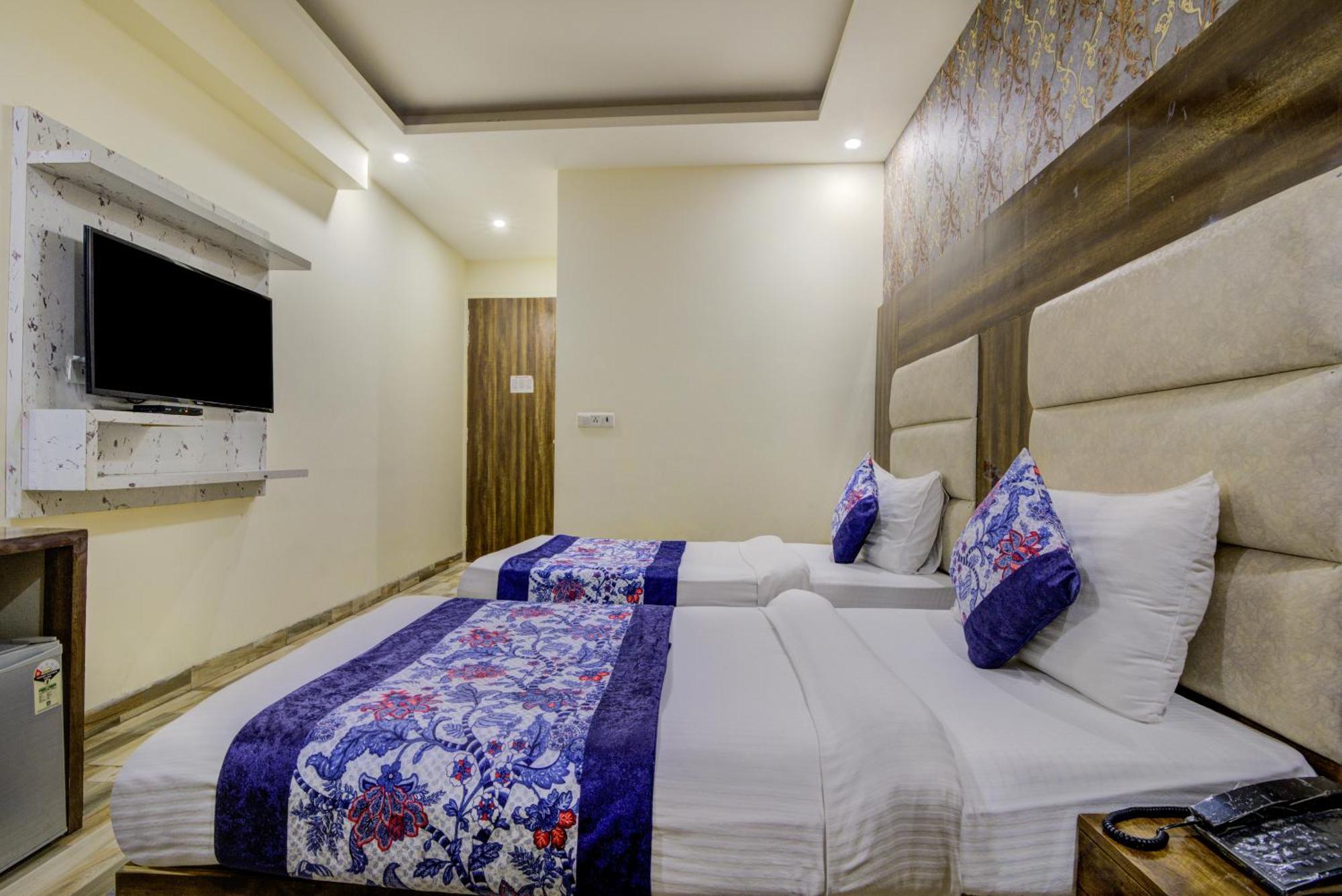 Hotel Smart Plaza By Smart Group New Delhi