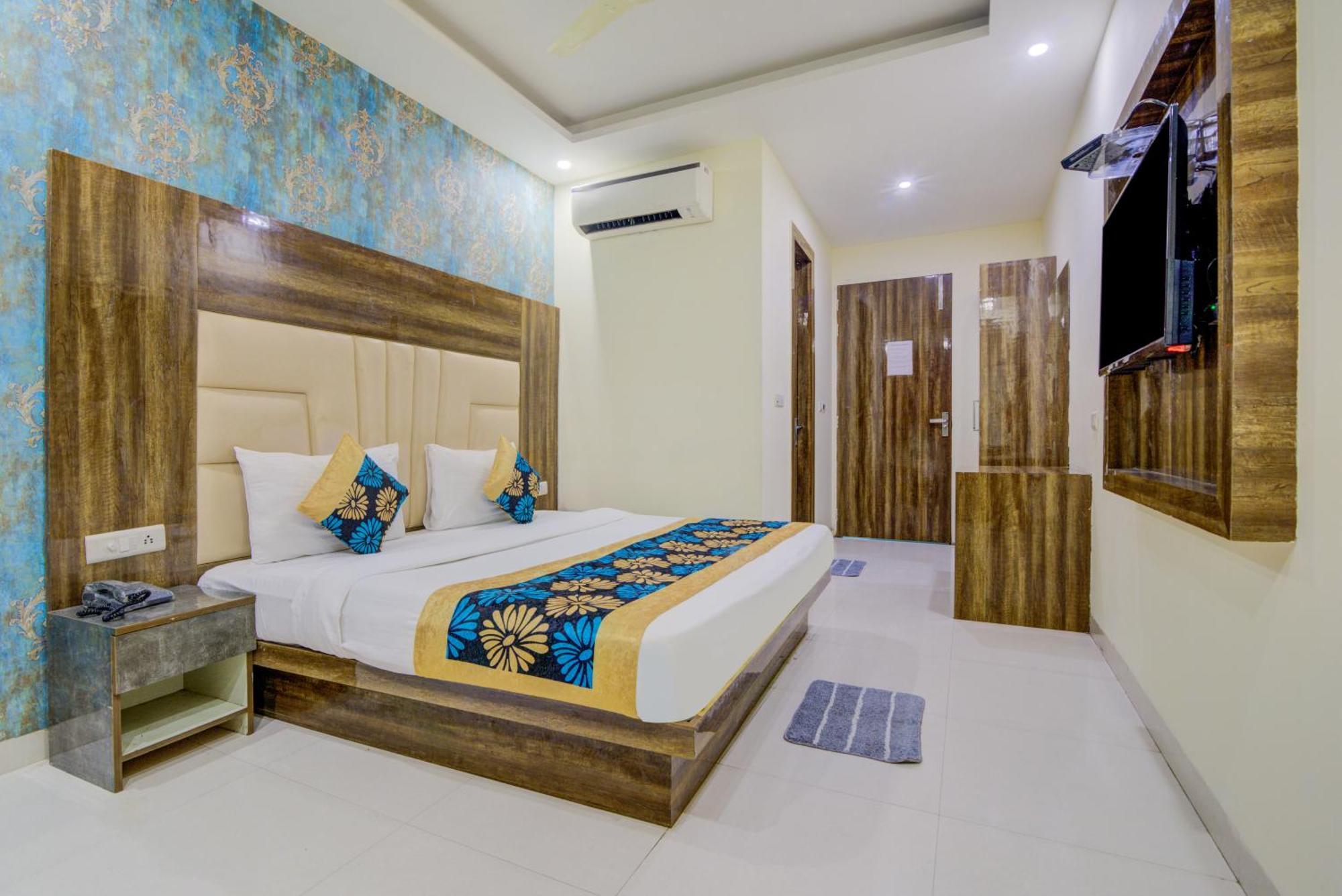 Hotel Smart Plaza By Smart Group 3* New Delhi