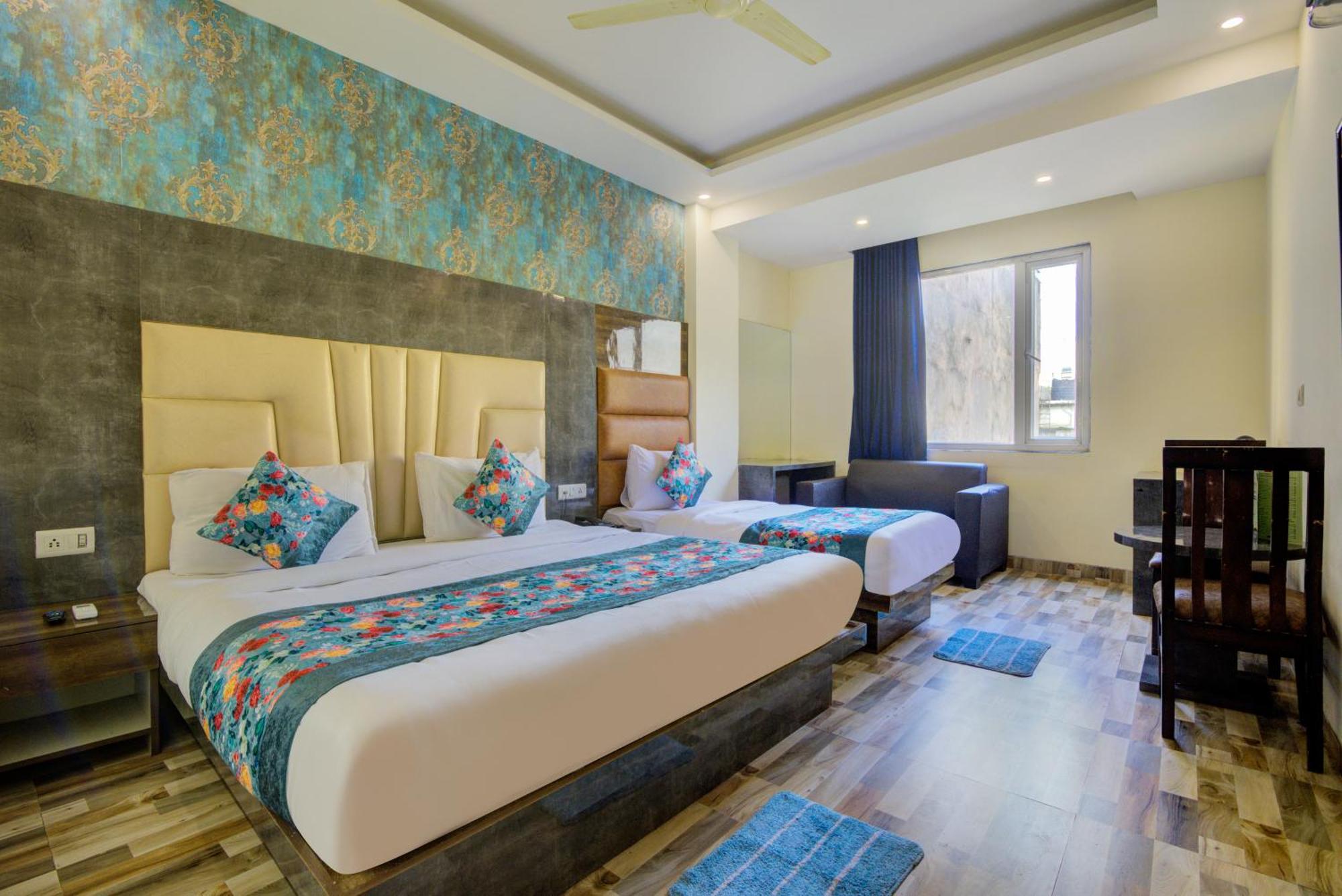 Hotel Smart Plaza By Smart Group Hotel New Delhi